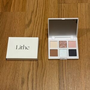 5 for $25 item 🌺 Lithe Beauty Astral Eyeshadow Palette